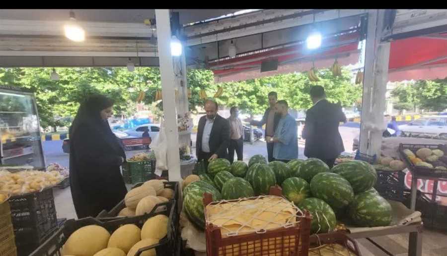 بازدیدمیدانی فرماندار نوشهر از بازار 