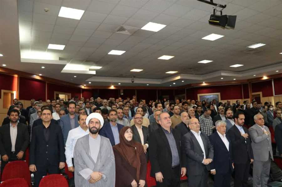آیین تکریم و معارفه رئیس دانشگاه مازندران برگزار شد