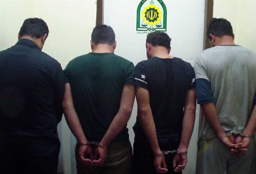 دستگیری باند ۶ نفره سارقان مسلح طلاجات در چالوس 